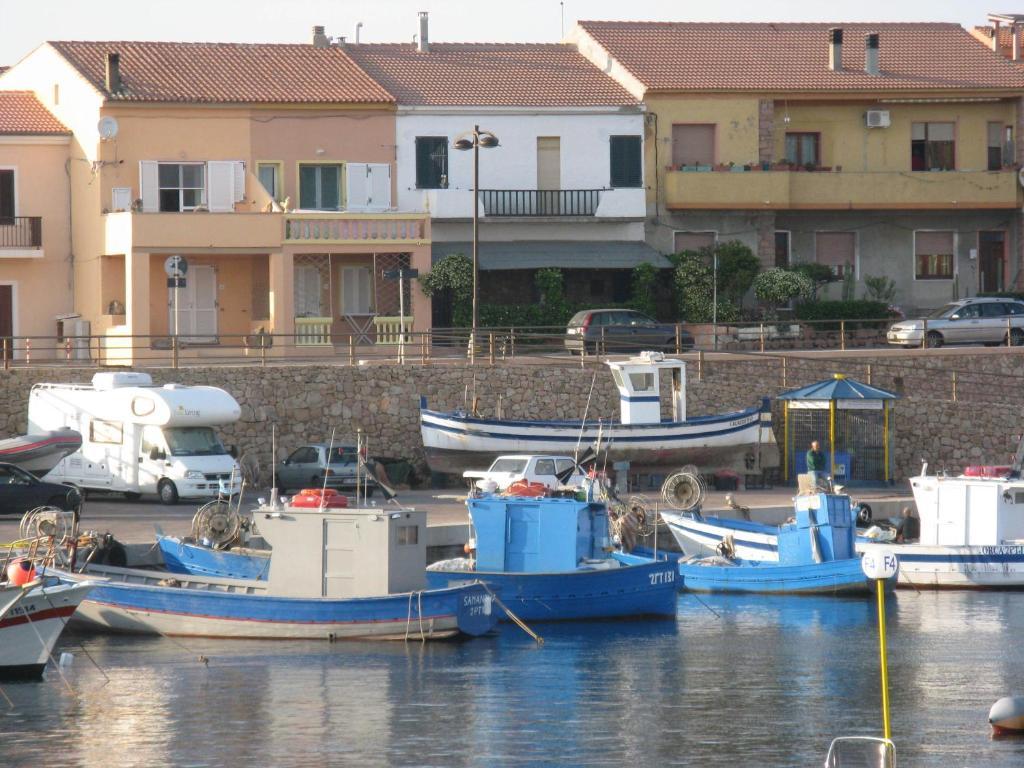 Borgo Spiaggia Vista Mare Isola Rossa Oda fotoğraf