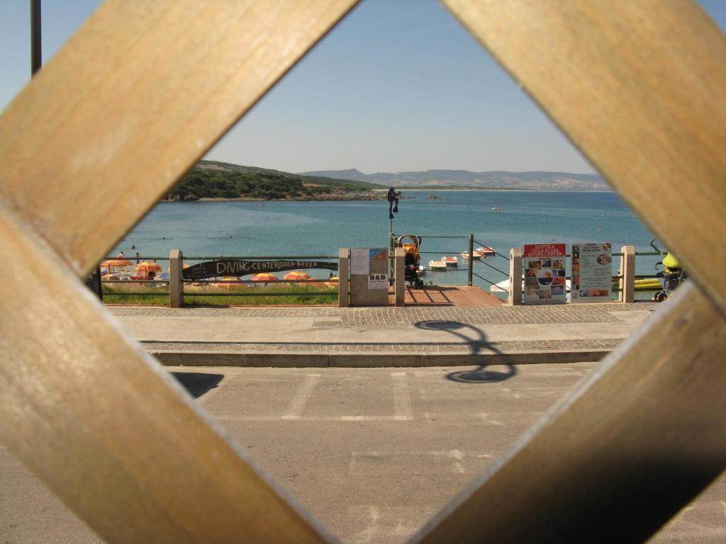 Borgo Spiaggia Vista Mare Isola Rossa Oda fotoğraf